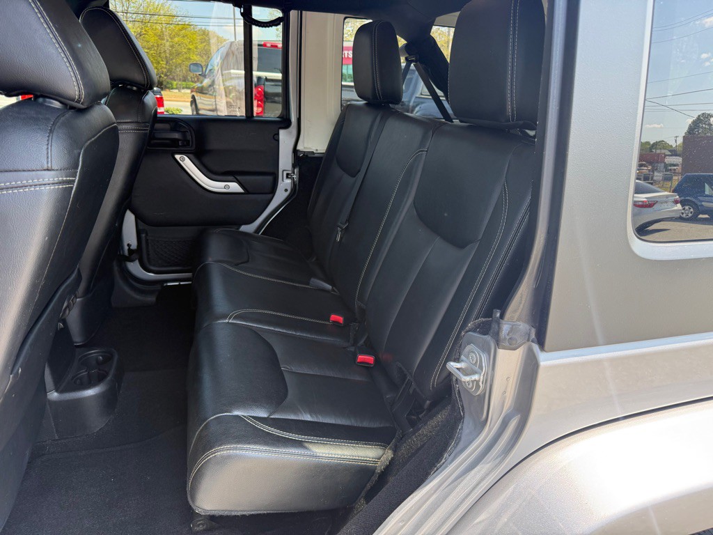 2017 Jeep Wrangler Unlimited Image 14