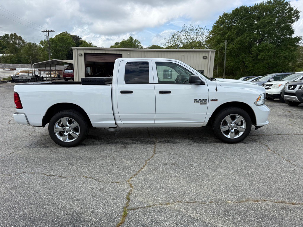 2019 RAM 1500 Image 8