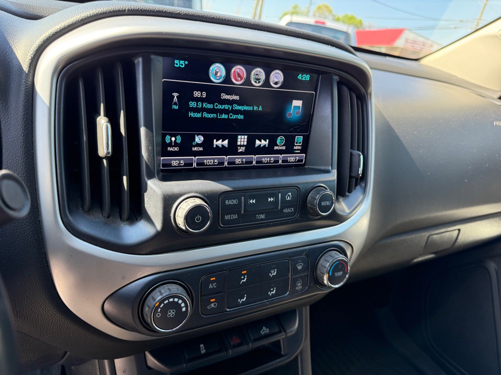 2017 Chevrolet Colorado Image 11