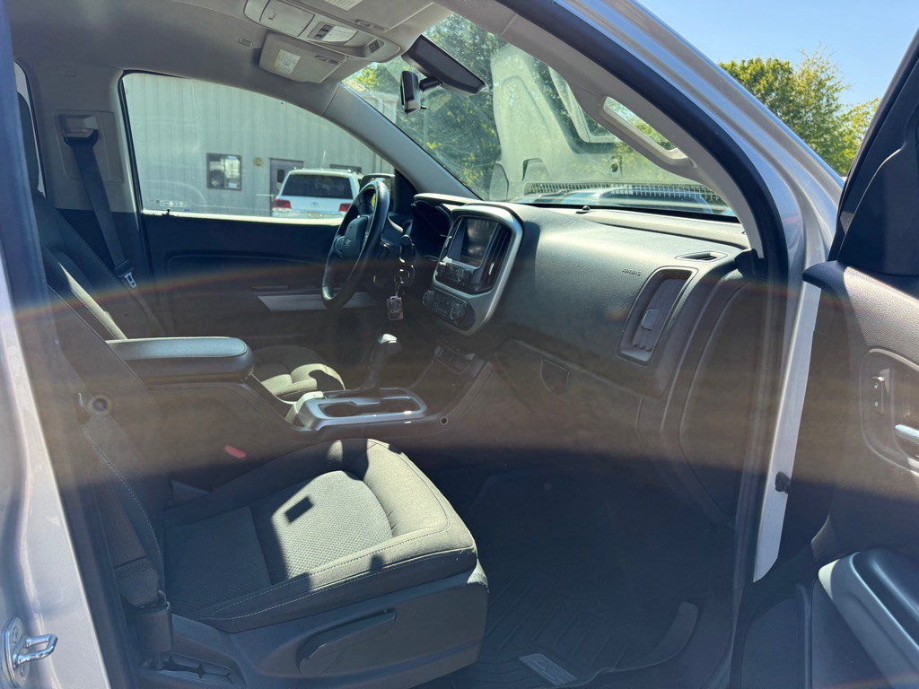 2017 Chevrolet Colorado Image 13