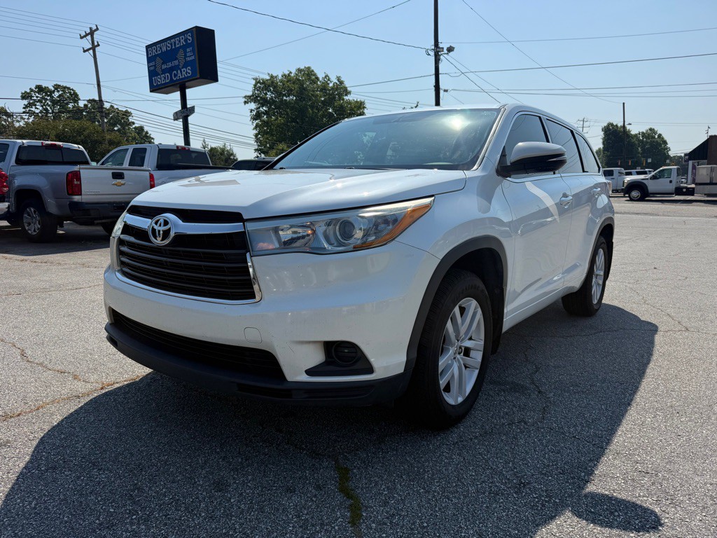 2015 Toyota Highlander Image 1