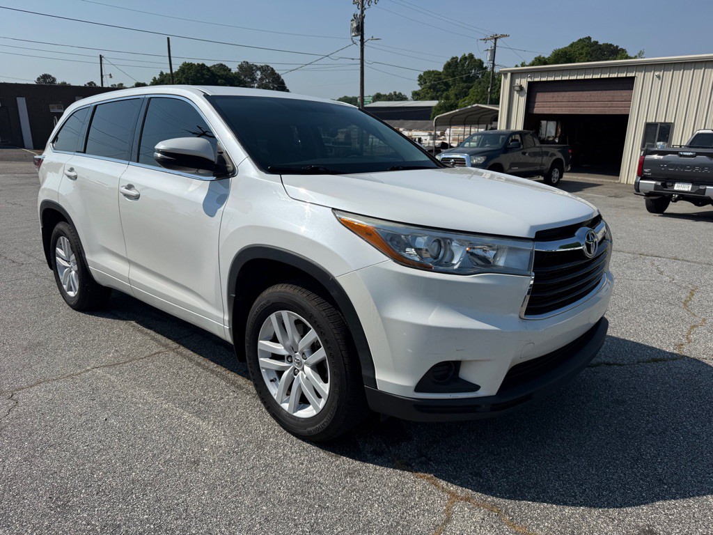 2015 Toyota Highlander Image 3