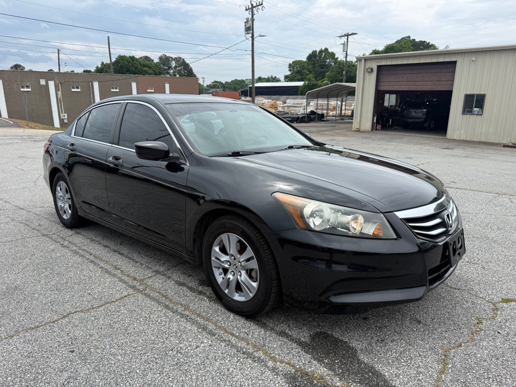 2011 Honda Accord Image 3