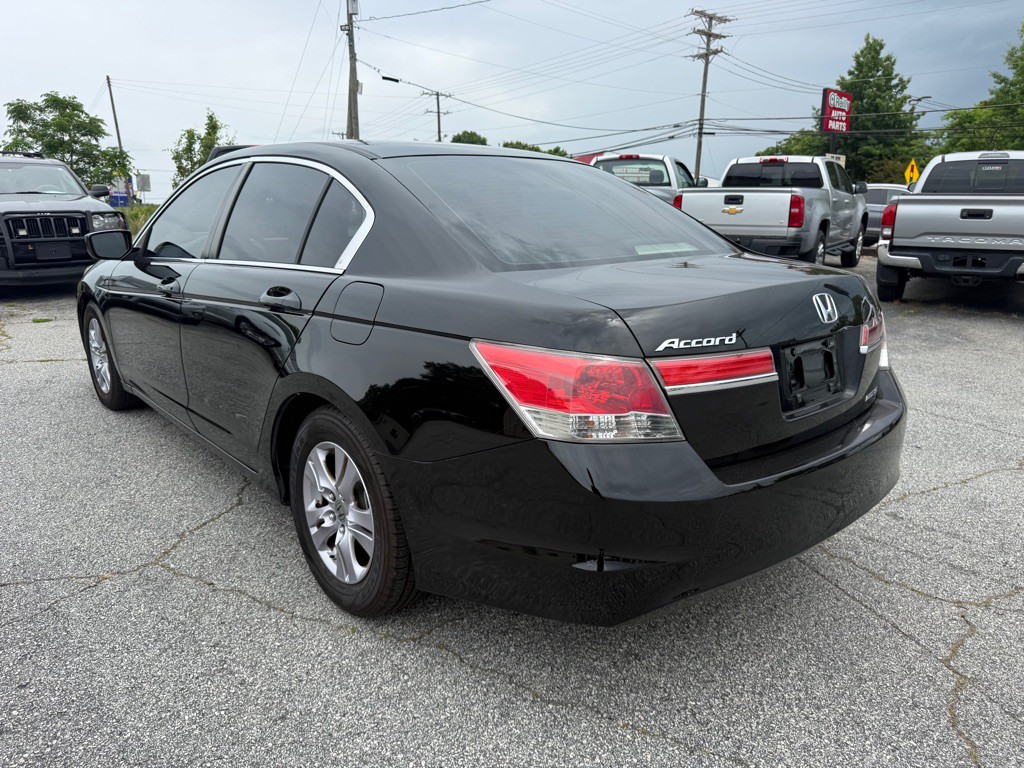 2011 Honda Accord Image 5