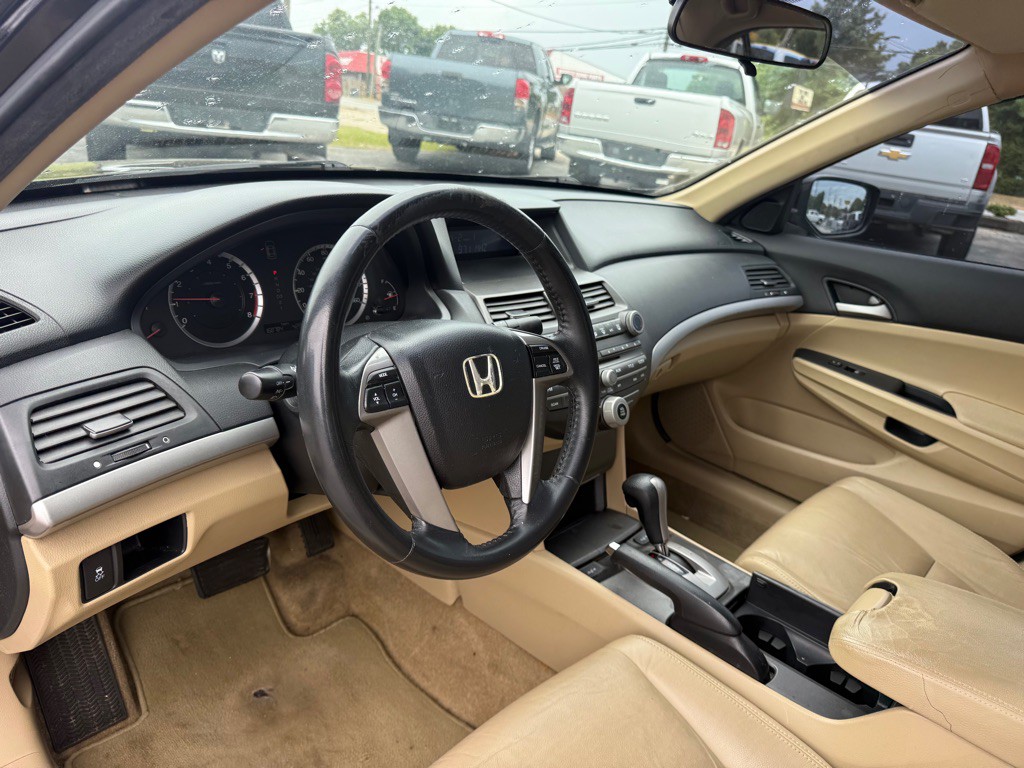 2011 Honda Accord Image 10