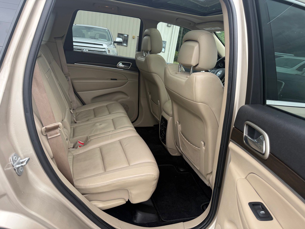 2014 Jeep Grand Cherokee Image 17