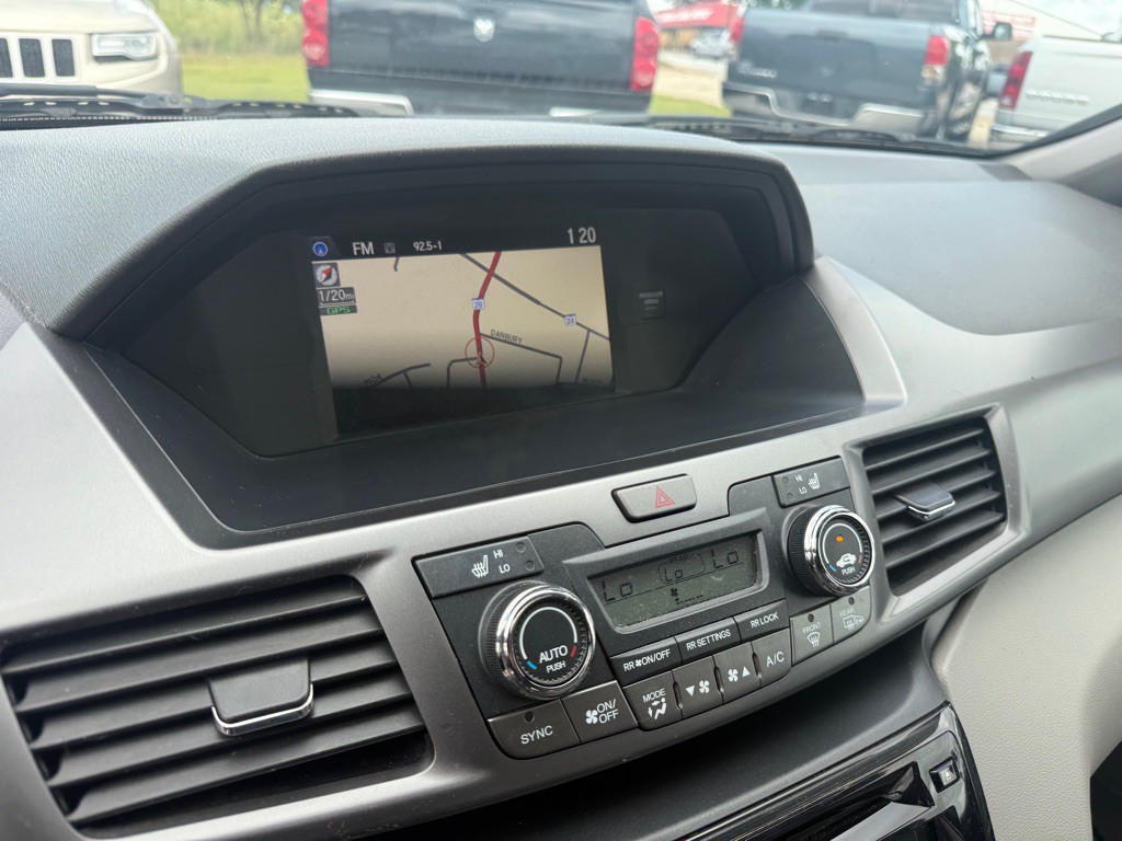 2014 Honda Odyssey Image 12