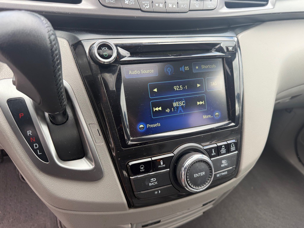 2014 Honda Odyssey Image 13