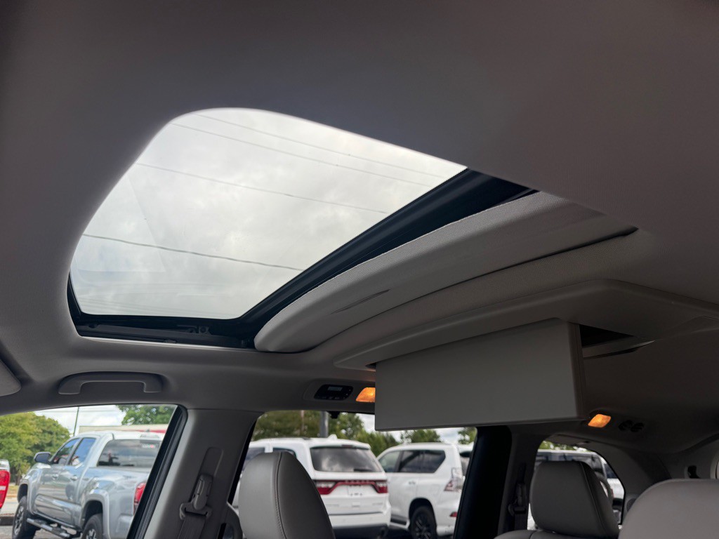 2014 Honda Odyssey Image 14