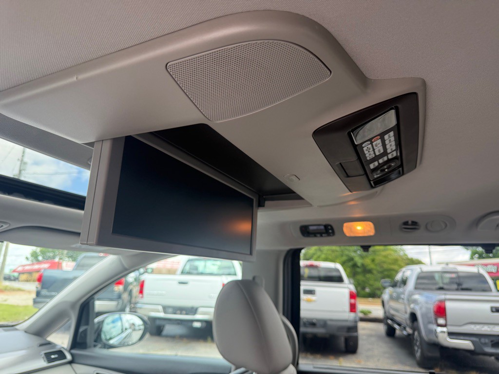 2014 Honda Odyssey Image 16