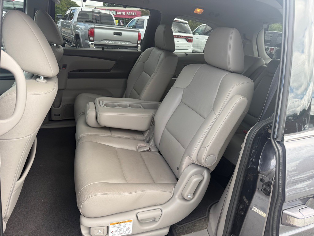 2014 Honda Odyssey Image 17
