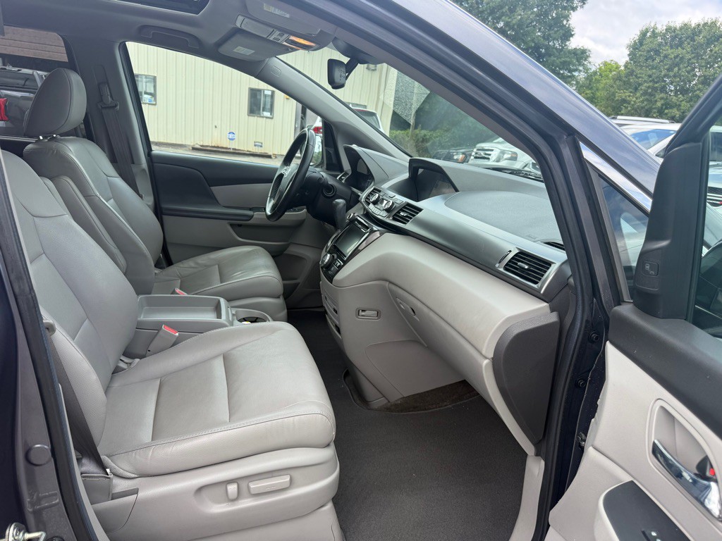 2014 Honda Odyssey Image 19