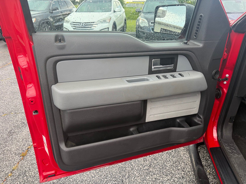 2013 Ford F-150 Image 11