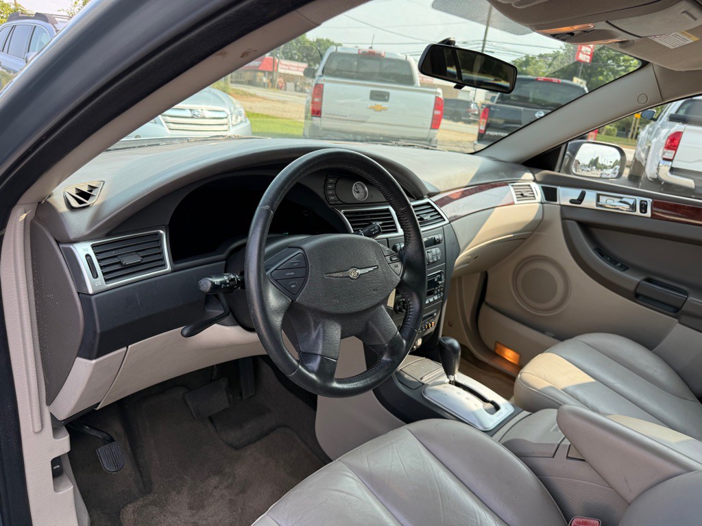 2005 Chrysler Pacifica Image 10