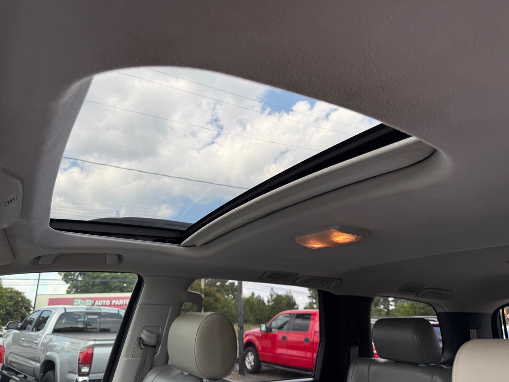2008 Toyota Sequoia Image 10