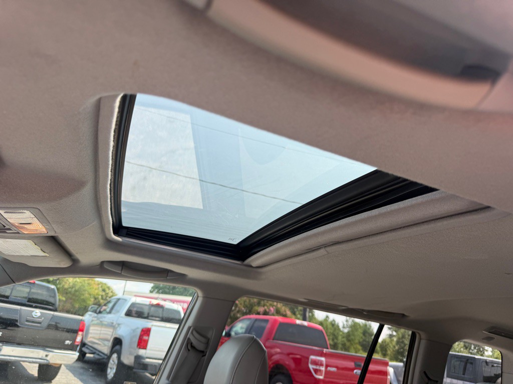 2011 Toyota Highlander Image 11