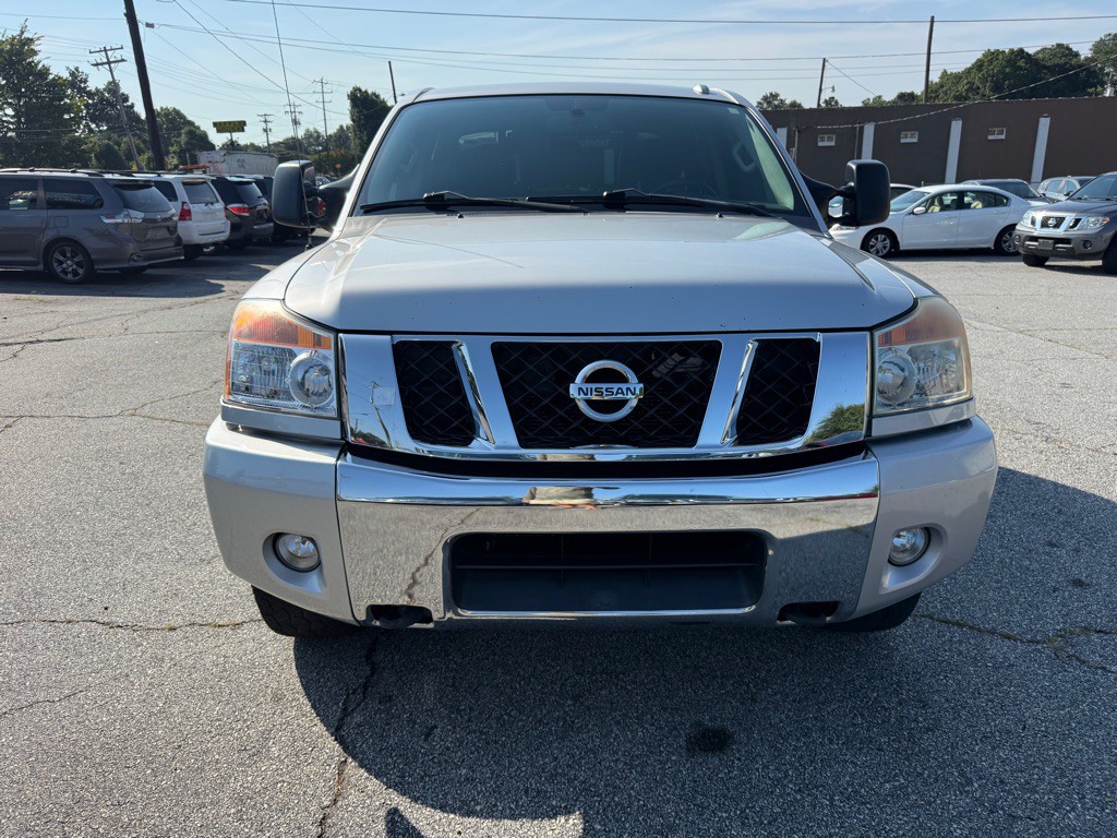 2012 Nissan Titan Image 2