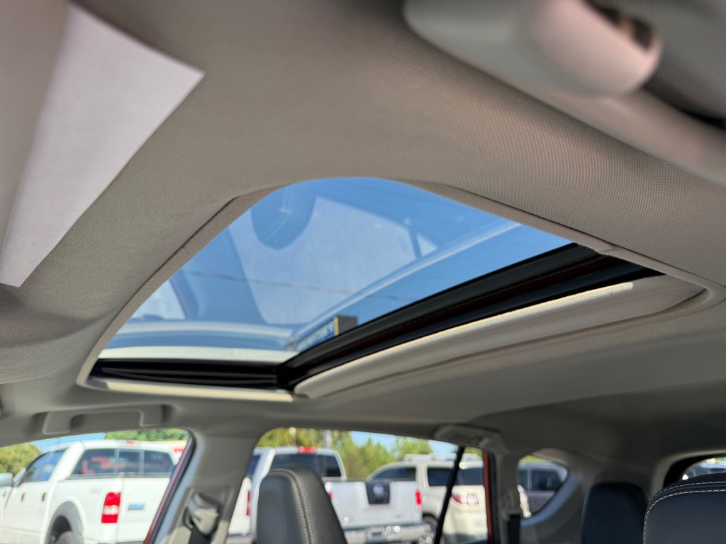 2015 Toyota Rav4 Image 12