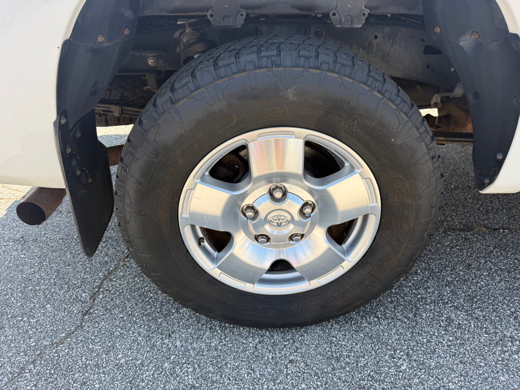 2012 Toyota Tundra Image 18