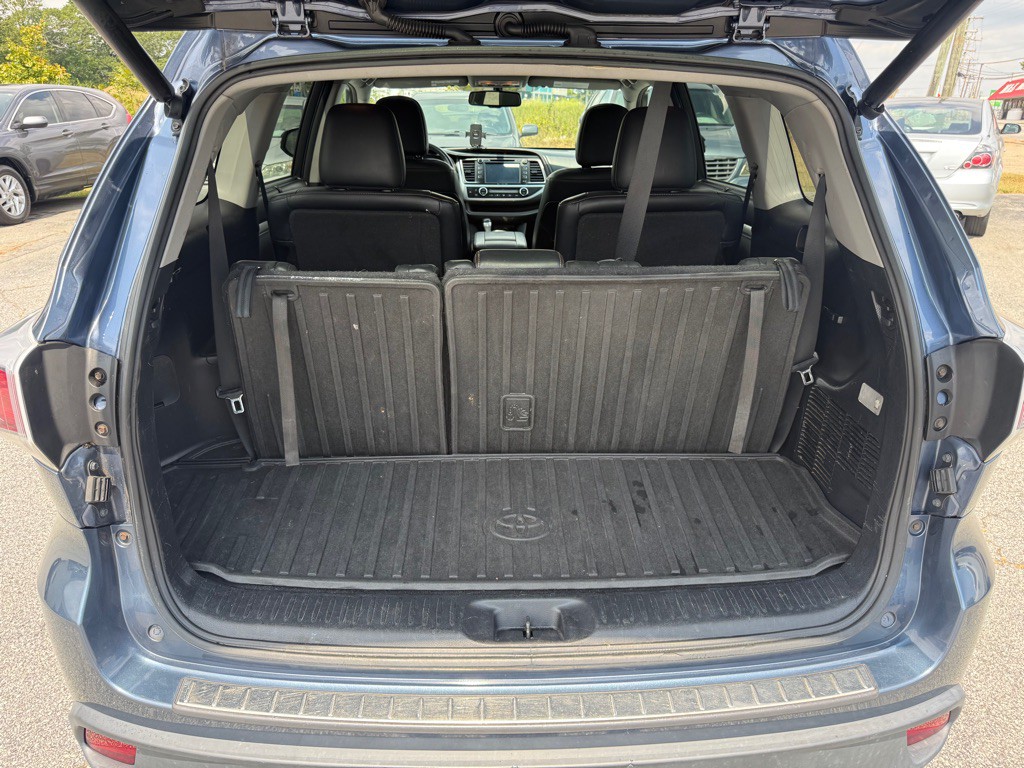 2016 Toyota Highlander Image 15