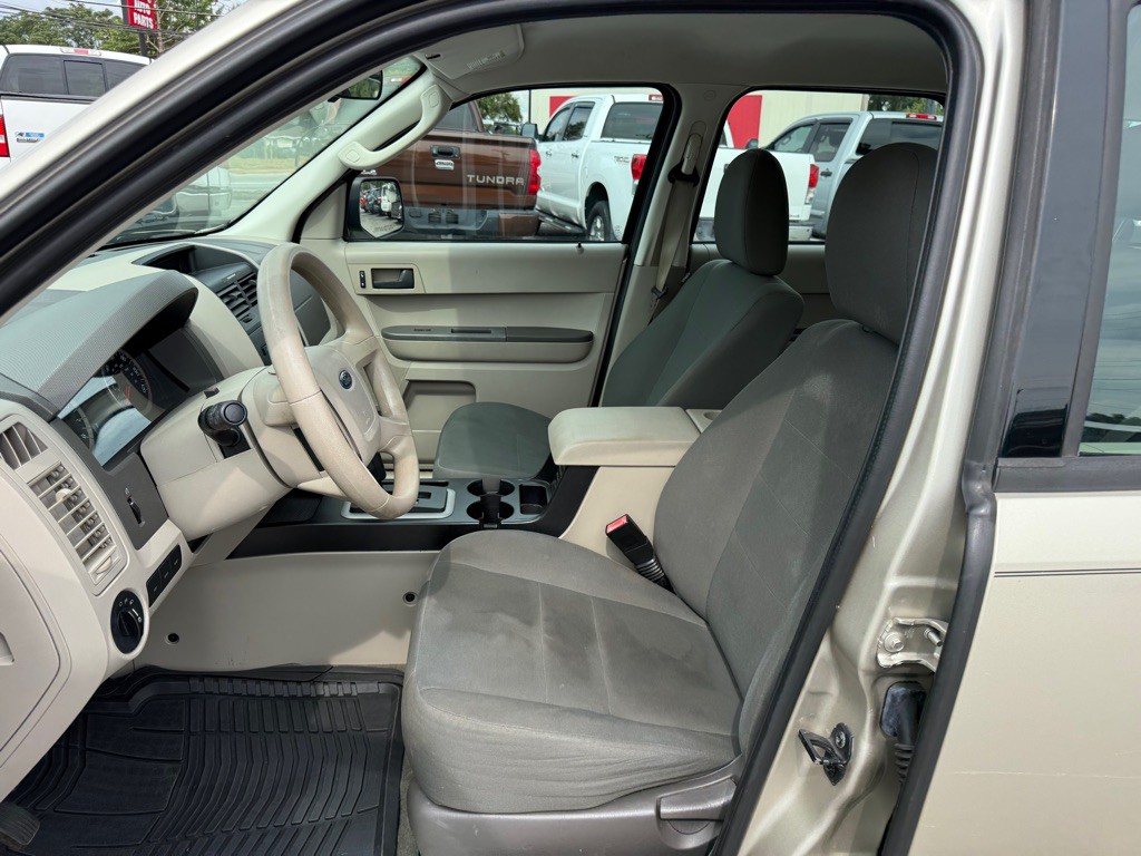 2012 Ford Escape Image 9