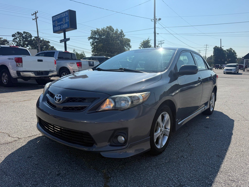 2011 Toyota Corolla Image 1