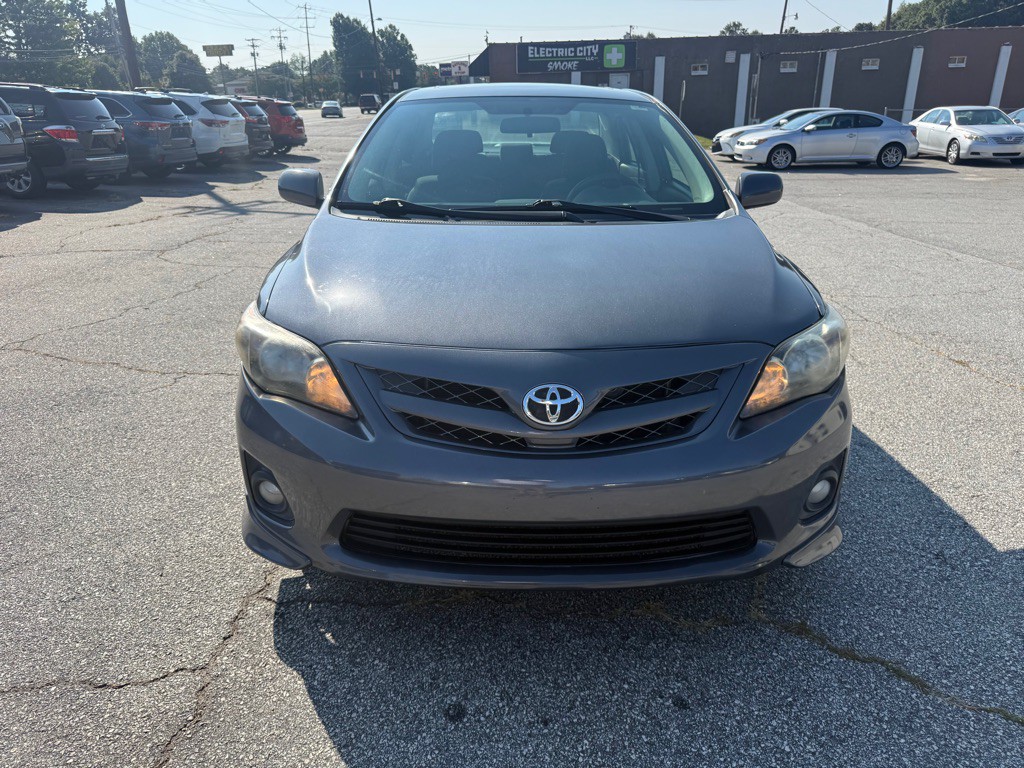 2011 Toyota Corolla Image 2