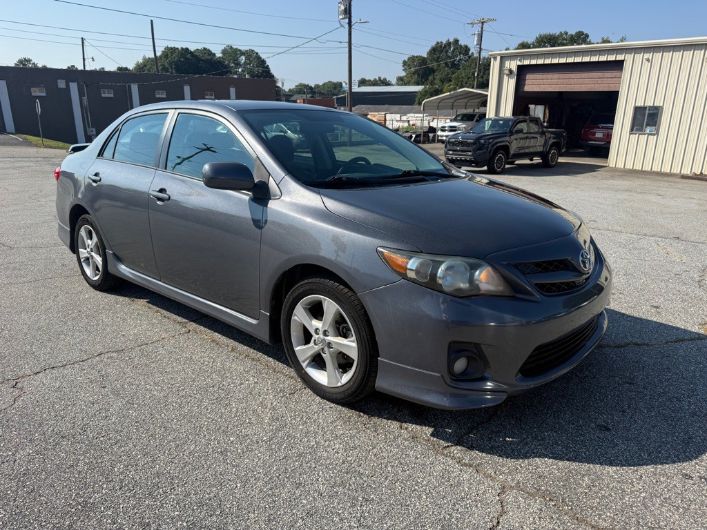 2011 Toyota Corolla Image 3
