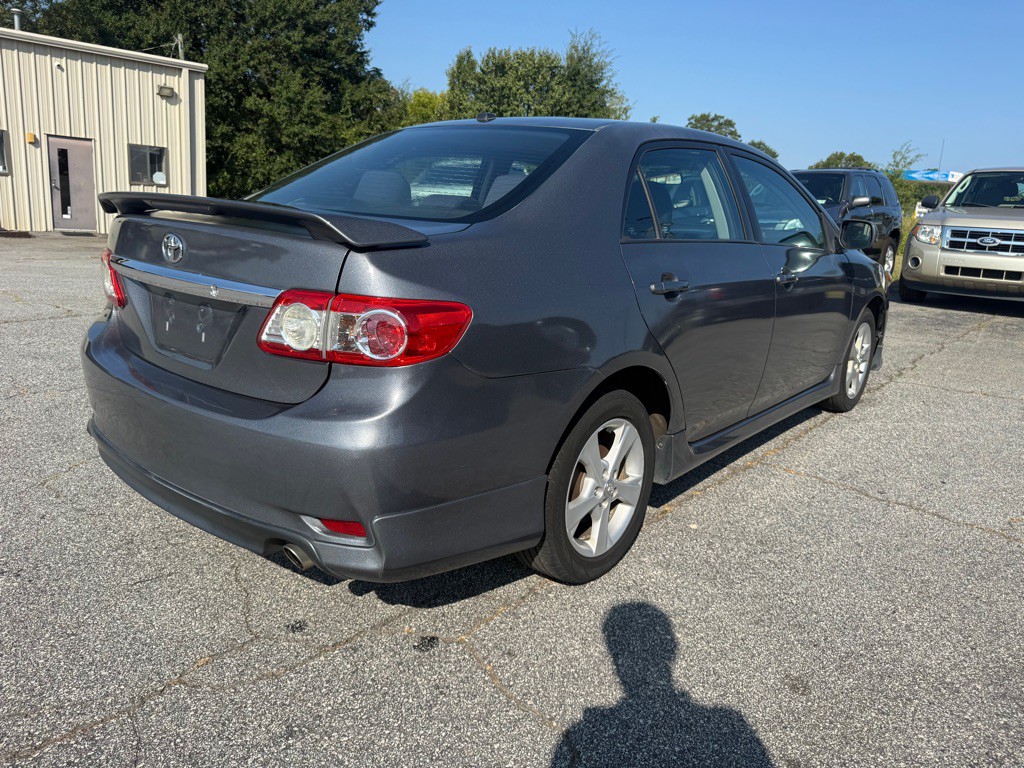 2011 Toyota Corolla Image 7