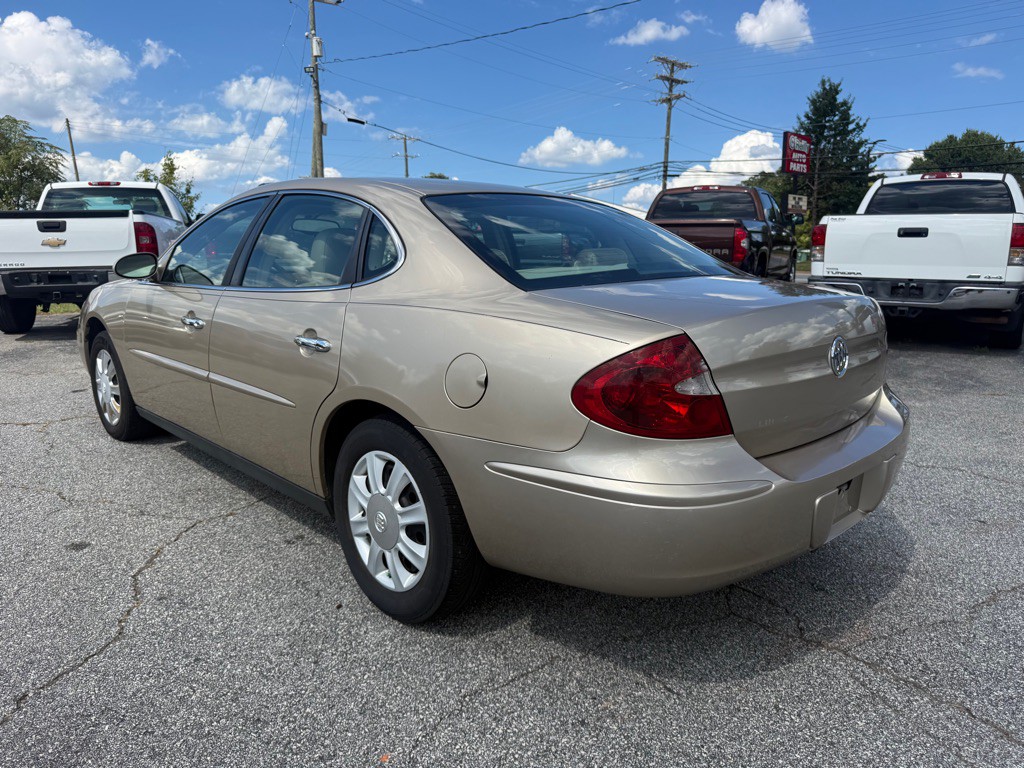 2005 Buick Lacrosse Image 5