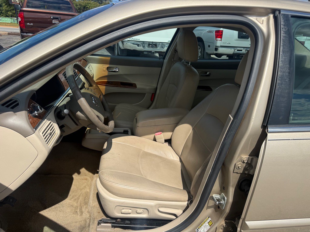 2005 Buick Lacrosse Image 9