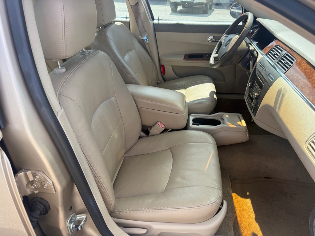 2005 Buick Lacrosse Image 12