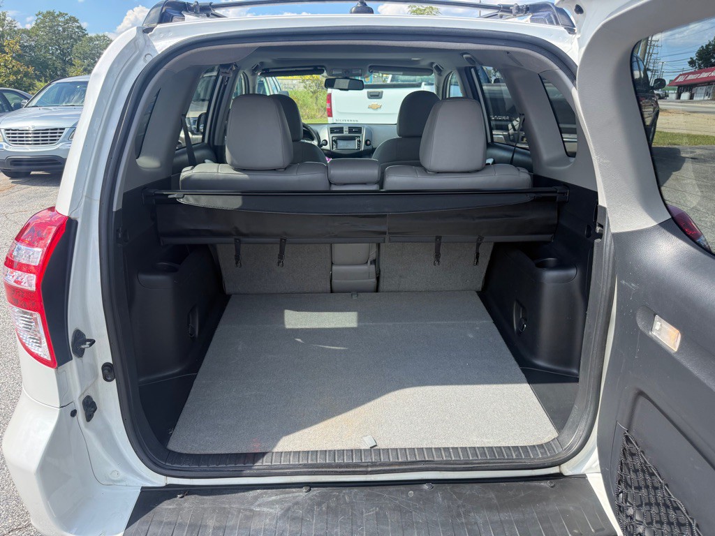 2012 Toyota Rav4 Image 15