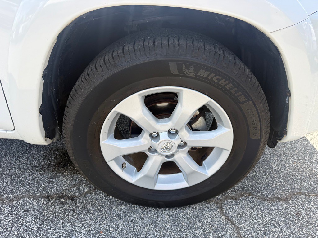 2012 Toyota Rav4 Image 18