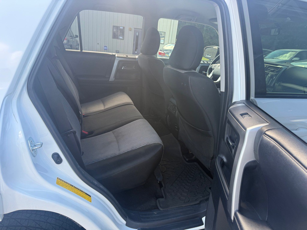 2019 Toyota 4Runner Image 16