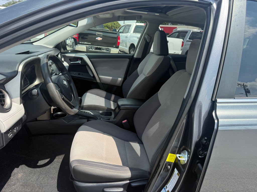 2014 Toyota Rav4 Image 9