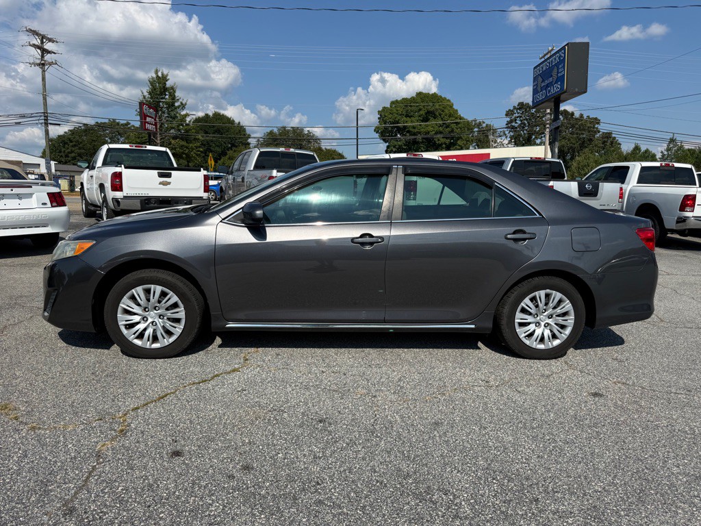 2013 Toyota Camry Image 4