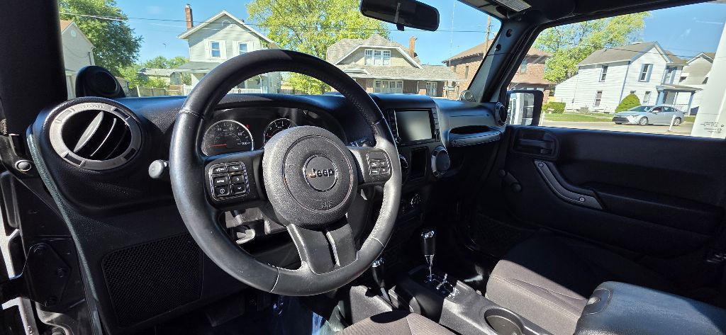 2014 Jeep Wrangler Image 10