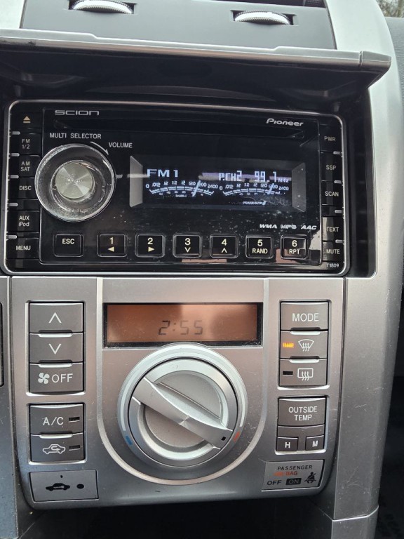 2009 Scion tC Image 7