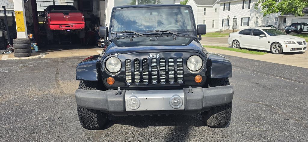 2010 Jeep Wrangler Unlimited Image 9
