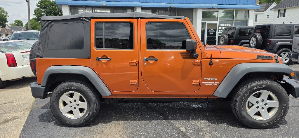 2011 Jeep Wrangler Unlimited Image 6