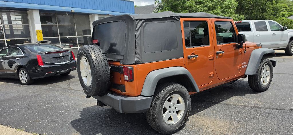 2011 Jeep Wrangler Unlimited Image 7