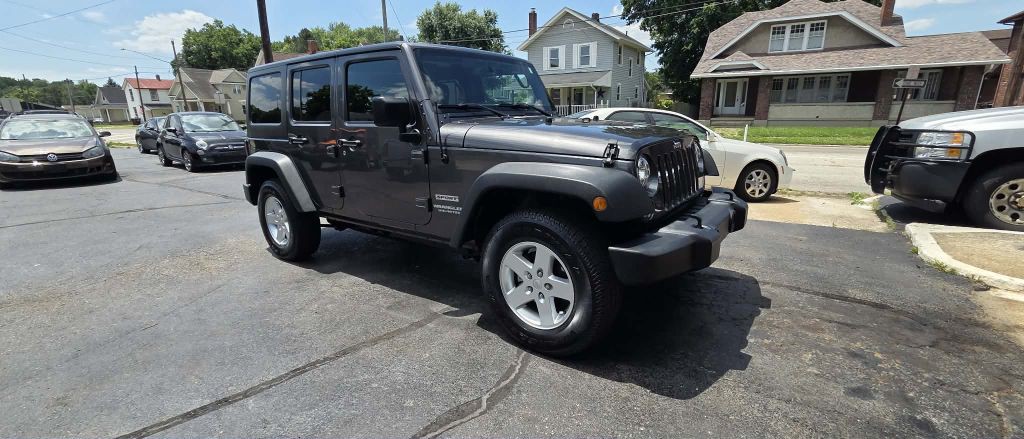 2017 Jeep Wrangler Unlimited Image 3