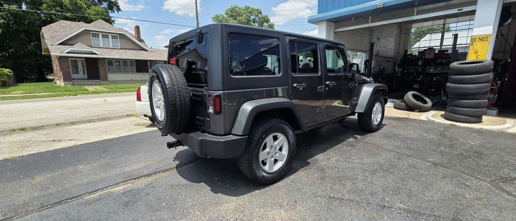 2017 Jeep Wrangler Unlimited Image 5