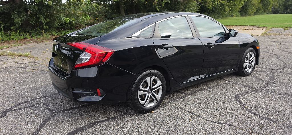 2018 Honda Civic Image 6