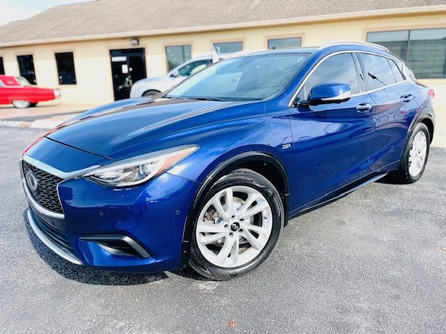 2019 INFINITI QX30 Image 1
