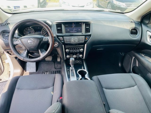 2017 Nissan Pathfinder Image 7