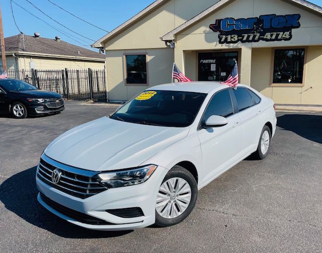 2019 Volkswagen Jetta Image 2