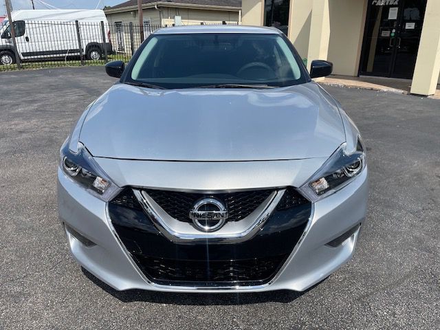 2016 Nissan Maxima Image 2