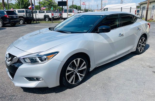 2016 Nissan Maxima Image 3